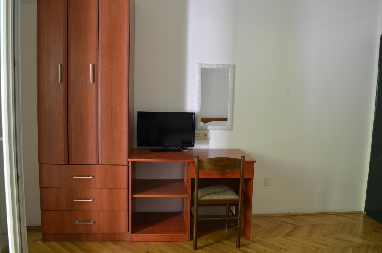 Amarillo Apartments Budva Ngoại thất bức ảnh