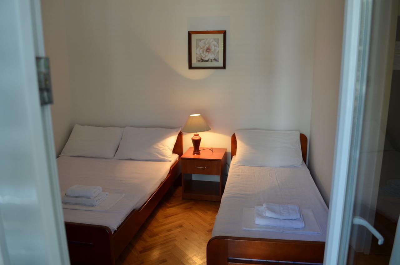 Amarillo Apartments Budva Ngoại thất bức ảnh