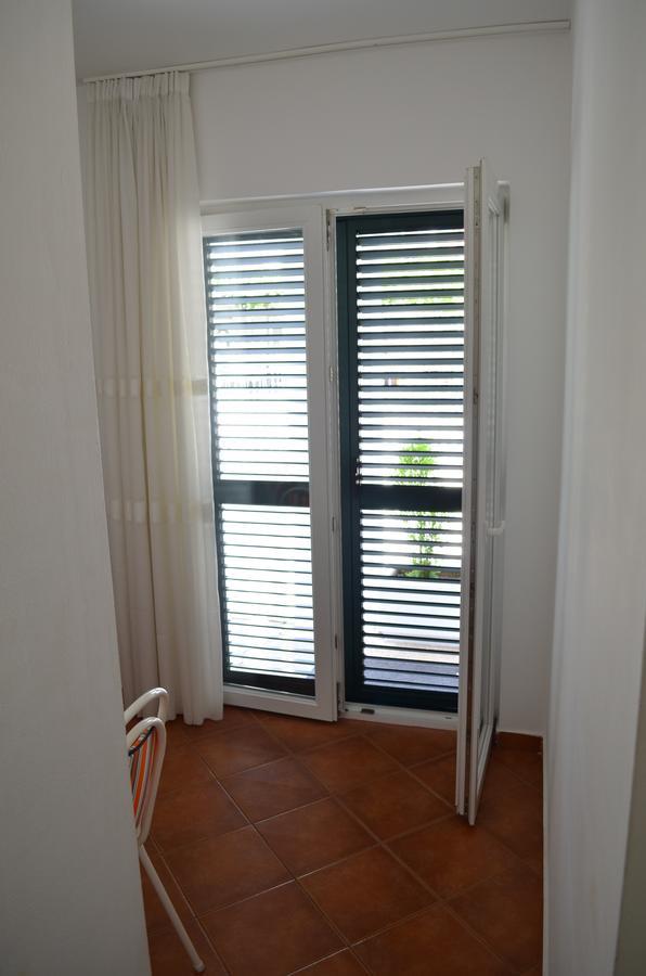 Amarillo Apartments Budva Ngoại thất bức ảnh