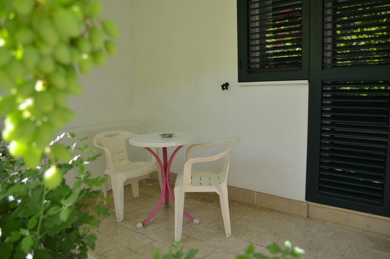 Amarillo Apartments Budva Ngoại thất bức ảnh