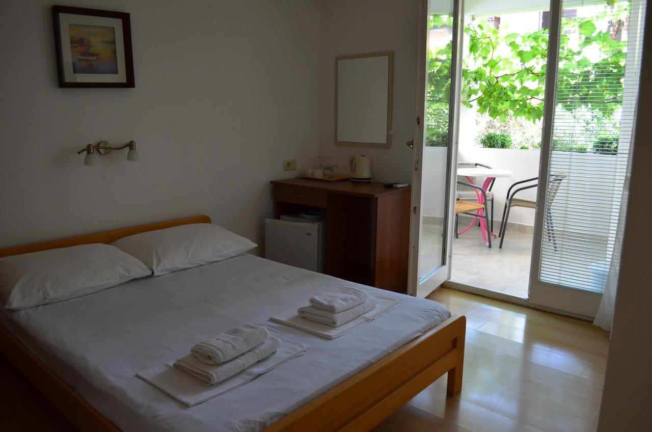 Amarillo Apartments Budva Ngoại thất bức ảnh