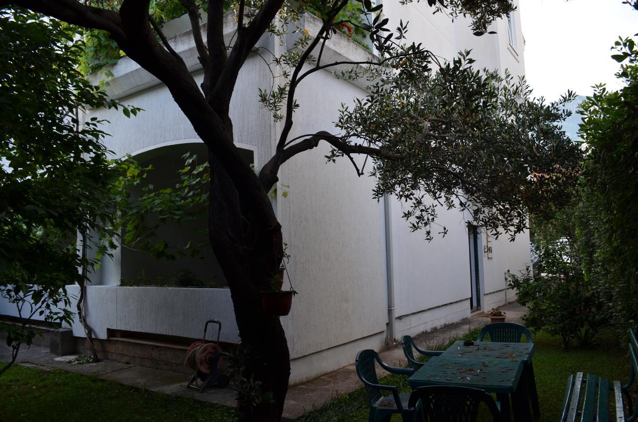 Amarillo Apartments Budva Ngoại thất bức ảnh