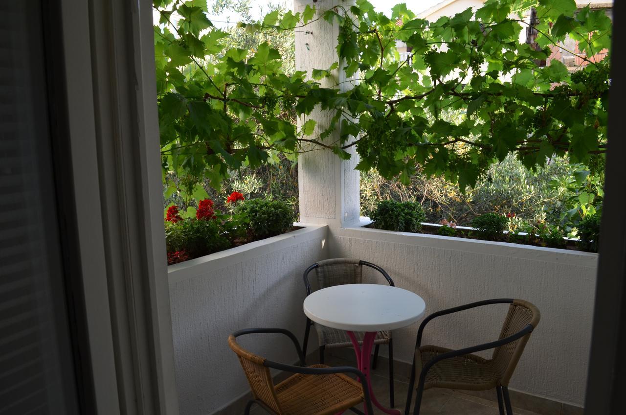 Amarillo Apartments Budva Ngoại thất bức ảnh