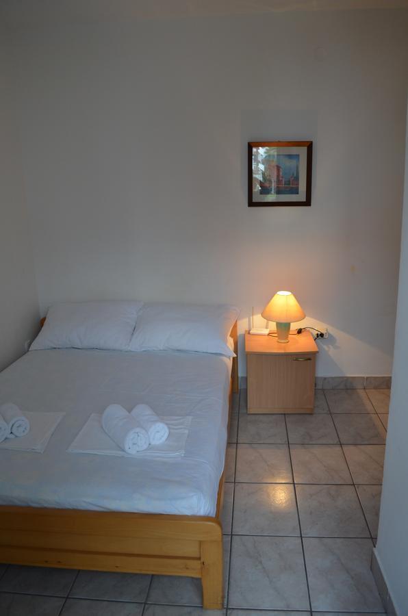 Amarillo Apartments Budva Ngoại thất bức ảnh