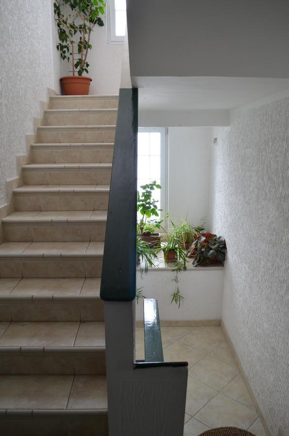 Amarillo Apartments Budva Ngoại thất bức ảnh